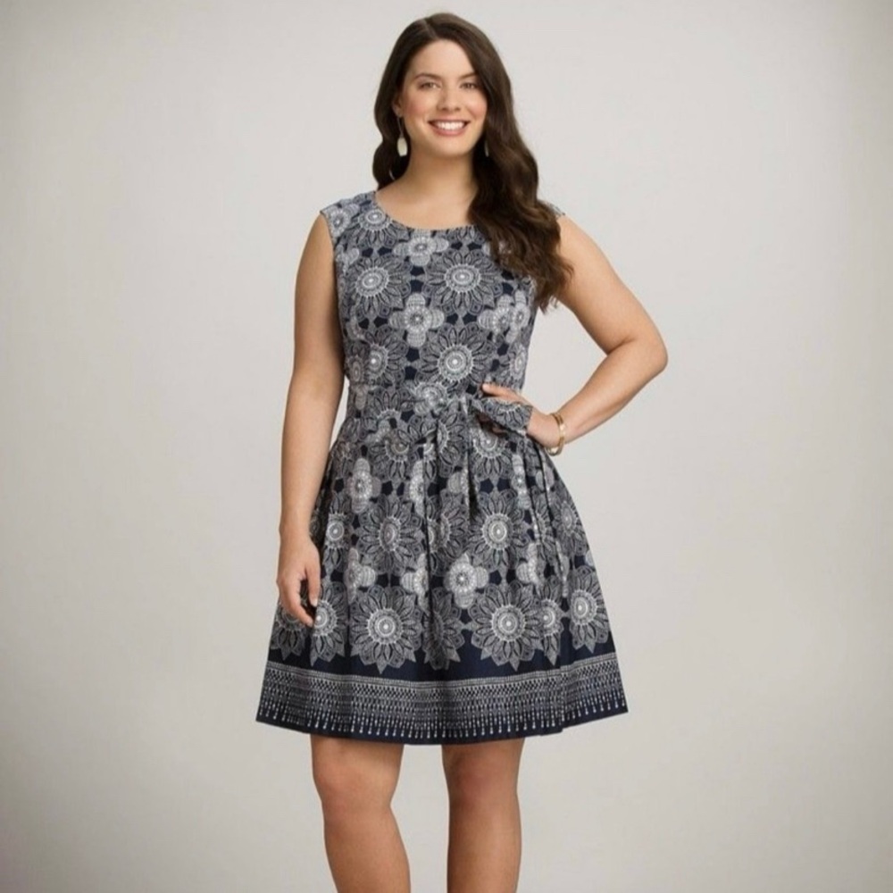 Signature by Robbie Bee women’s Midi dress size‎ 4